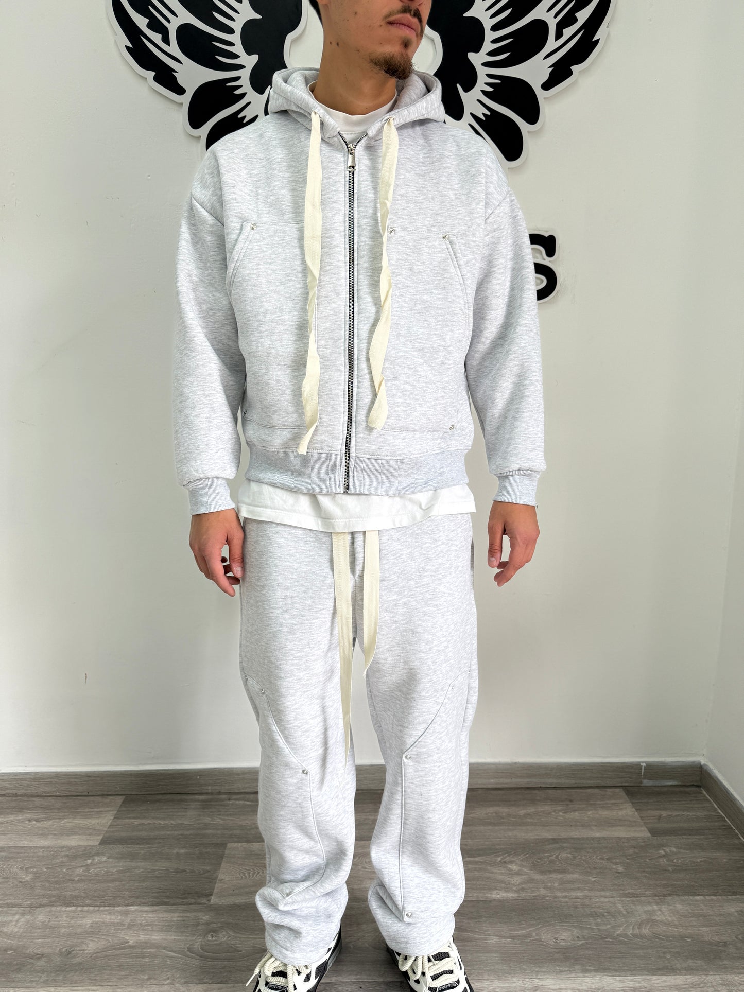 TRACKSUIT CARPENTER GREY